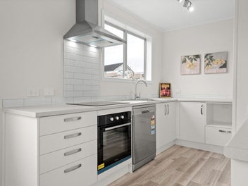 Dual Homes - Income, Lifestyle, or Both