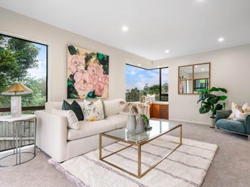 Rangi Zone,Sea Views, Cul-de-Sac, Huge Potential!
