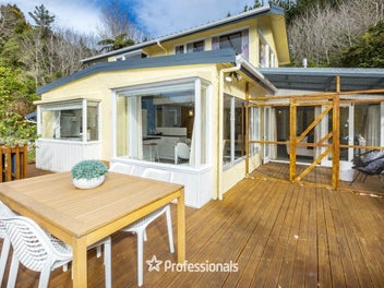 Quirky Multi-Level Retreat on two Titles
