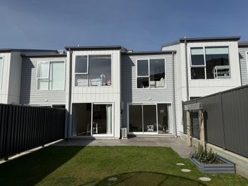 Image 1 of 28