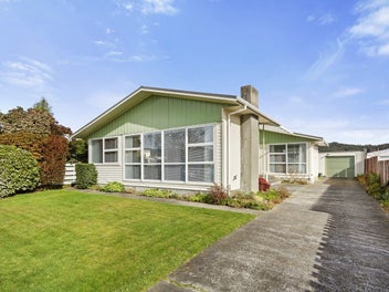 Image 1 of 18