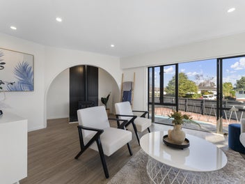 Fully Renovated Home + Self-Contained Studio!