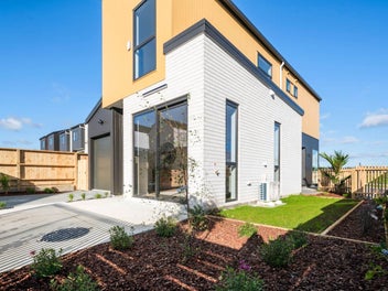 Spacious Family Living Meets Unbeatable Conven...