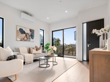 Spacious Family Living Meets Unbeatable Conven...