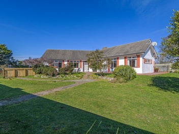 Image 1 of 31