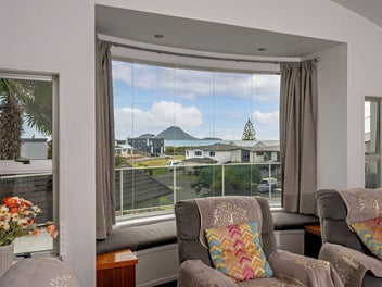 Rendered Brick Elegance In Coastlands