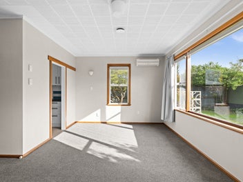 Renovated 2 Bed Gem