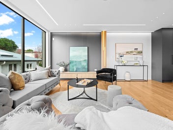 BRAND NEW LUXURIOUS LIVING - DGZ!