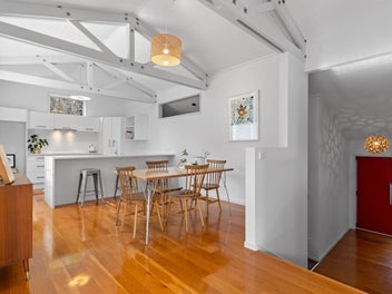 Modern, Stylish and Perfectly Positioned