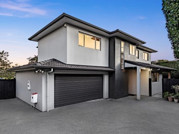 Kids have left, house too big, Must sell!!