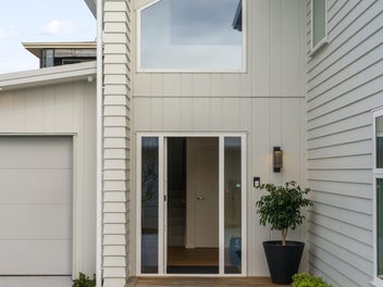 Meticulous Quality Build in Coveted Pillans Point