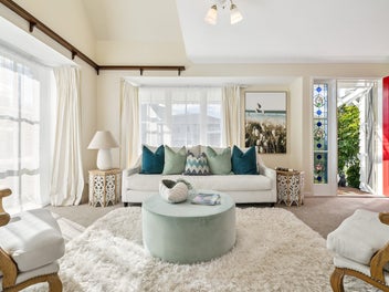 Adorable Authentic Beach Bach