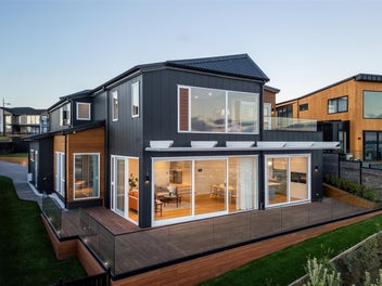 Panoramic Waterfront Luxury - Gold Award Winner