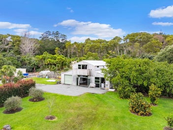 MUST GO! OWNERS READY TO MOVE!