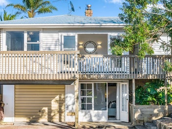 Sun-filled family haven