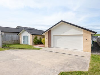 Stylish Spacious and In Zone