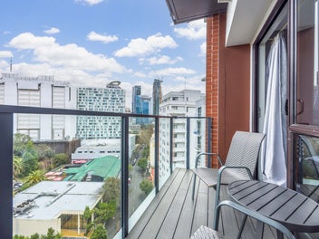 Darlinghurst Studio Punching Above Its Weight!