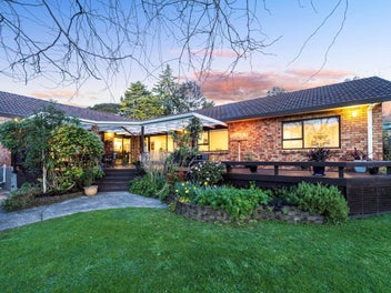 Private 4,791m² Sanctuary with Sweeping Views