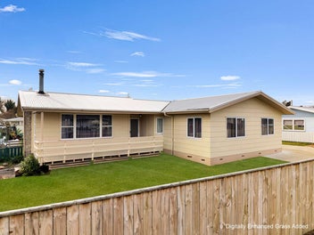 Spacious & Serene on Strathmore