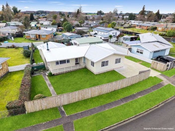 Spacious & Serene on Strathmore