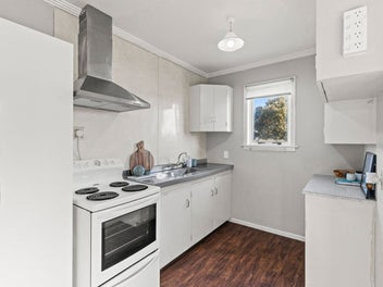 Go coastal on Cornfoot Street $419,000+