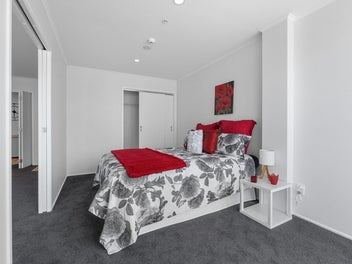 WORK. LIVE. RELAX. REPEAT.