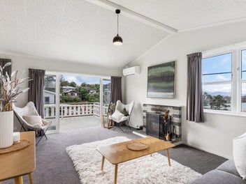 Beautiful 3-Bedroom plus Study in Newlands