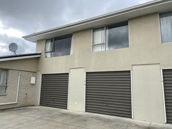 Image 1 of 20