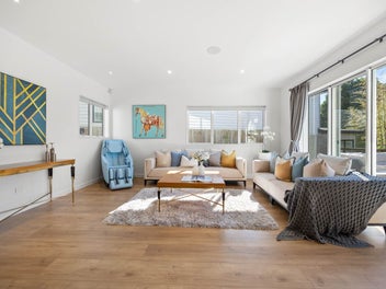 Your Peaceful & Perfect Home in Sunnyhills