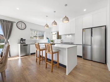 Your Peaceful & Perfect Home in Sunnyhills