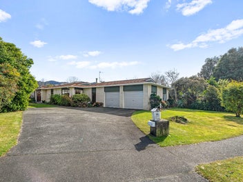 Beauty in Maunu - Auction Approaching Fast!