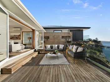 Clifftop Magic with Endless Potential and Views!