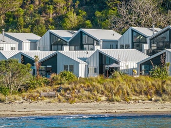 Premium beachfront living in Boathouse Bay Lane