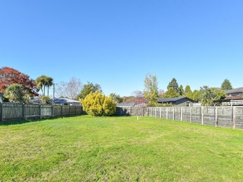 Build NOW in Lynmore School Zone