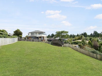 Build For Premium Lake Views.