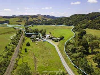 Over 20 Hectares-3 Titles-Prime Waimauku Location