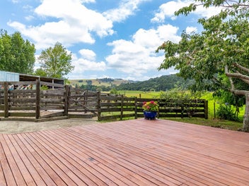Versatile 20ha with Cottage & Sheds