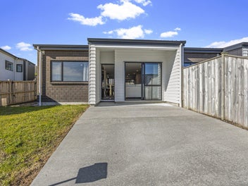 Smart, stylish, simple - a modern gem