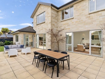 Happy Families: Living Large in Leabridge
