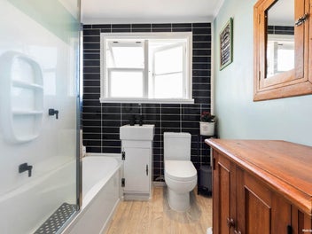 2BR Character Beauty - Hot New Price