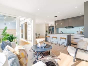 Finest Living in Macleans Zone