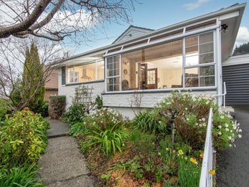 A Rare Opportunity - St Clair Townhouse