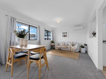Easy Care Sanctuary. Prime Location