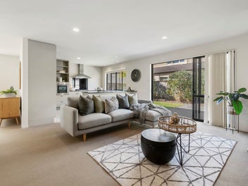 Fletcher Built - Reserve-Side Living