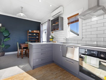 TRANQUIL, PRIVATE - EASY CARE LIVING!