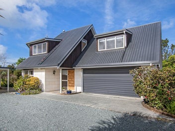 Family home - with water & bush views
