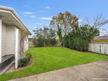 Three-Bed Comfort in a Rising Neighbourhood