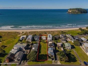 Commanding beachfront