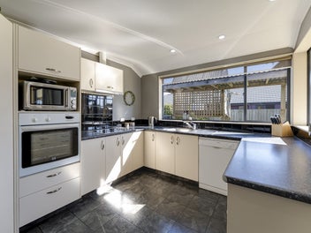 Spacious Family Living with Self-Contained Studio