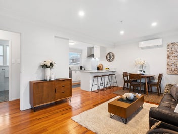 Charming Unit in Prime Epsom Location